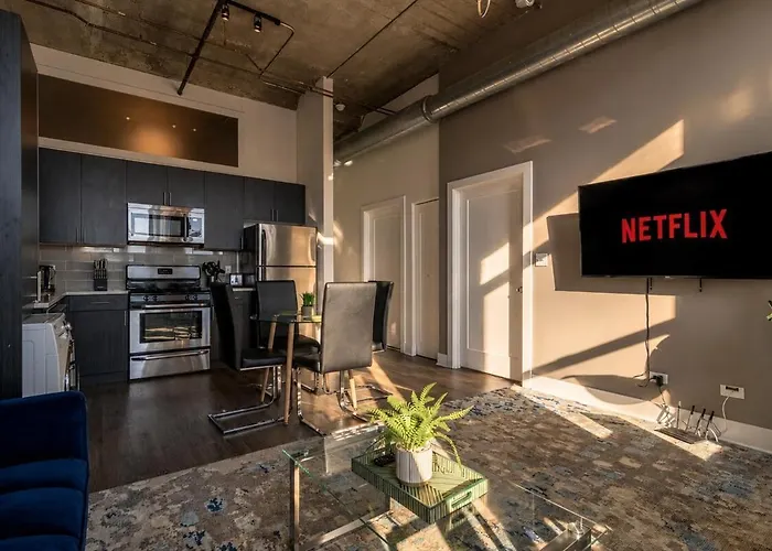 Downtown 2br Getaway South Loop Comfort Near Mccormick Place, Soldier Field And Grant Park *