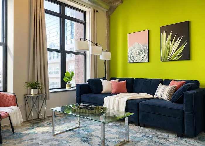 Downtown 2br Getaway South Loop Comfort Near Mccormick Place, Soldier Field And Grant Park *